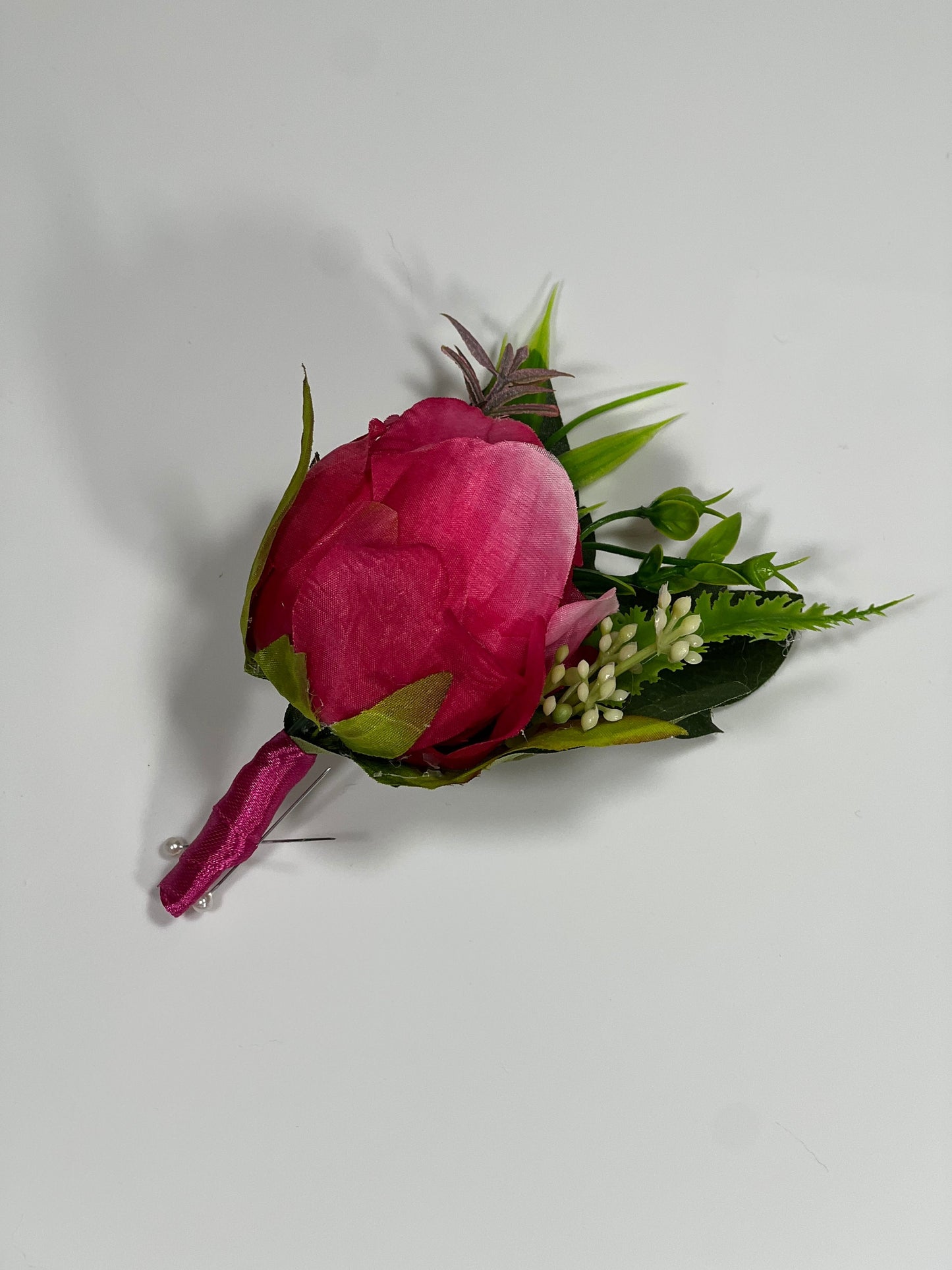 Fuchsia Boutonniere Wedding Groom Viva Magenta Boutonnière Hot Pink Groomsmen  Boutonnière Deep Pink Groom Artificial Flowers Marsala Pink