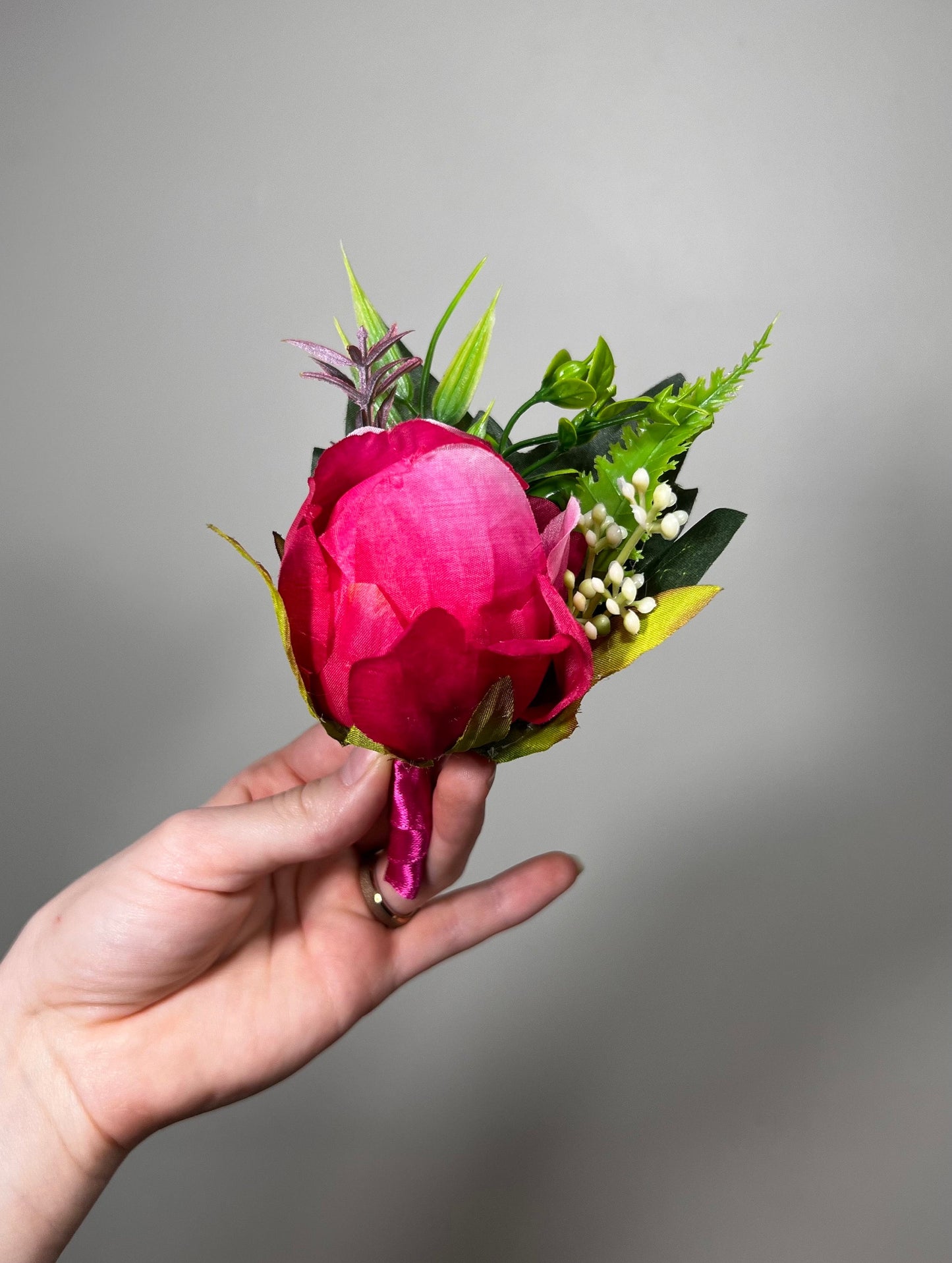 Fuchsia Boutonniere Wedding Groom Viva Magenta Boutonnière Hot Pink Groomsmen  Boutonnière Deep Pink Groom Artificial Flowers Marsala Pink