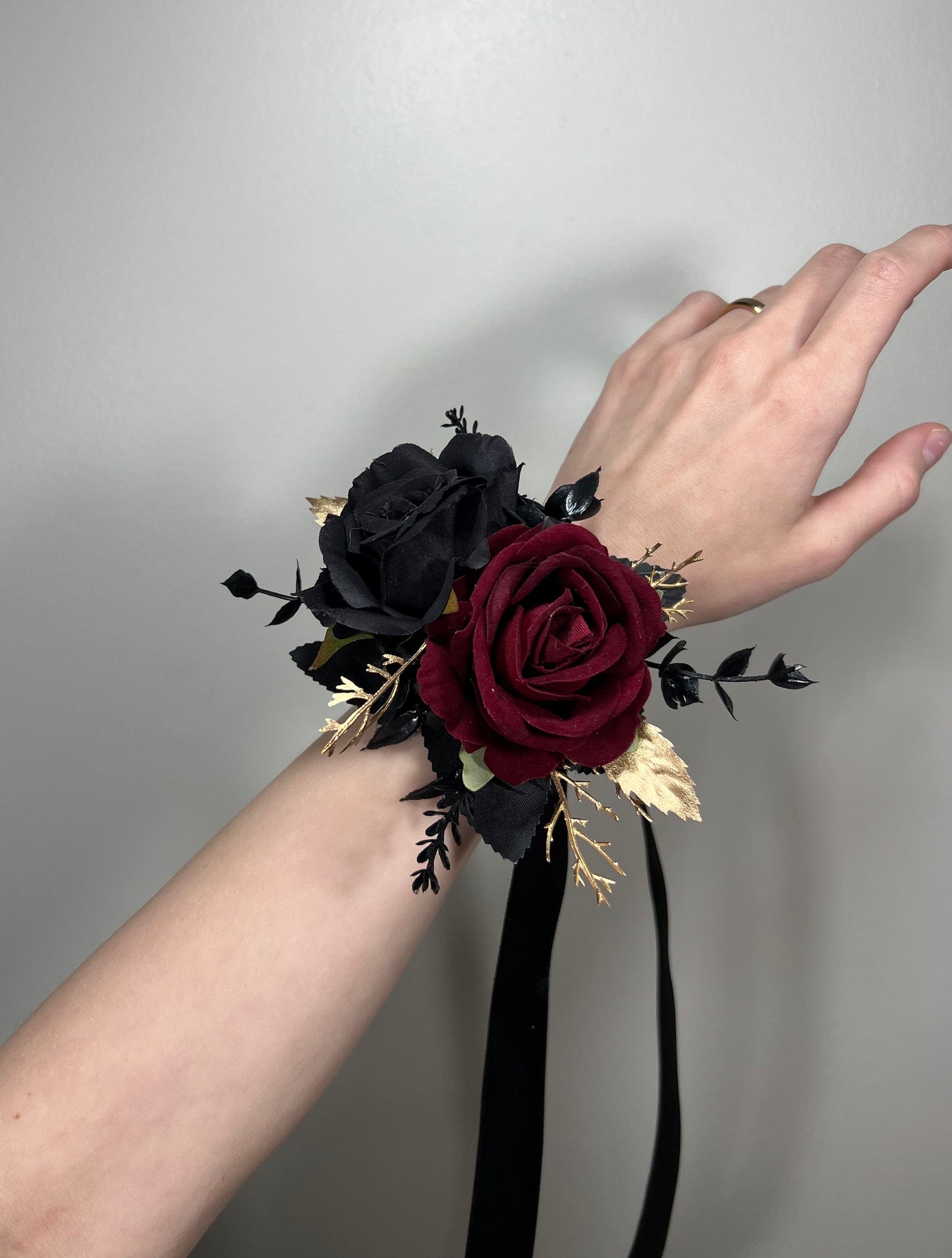 Wedding Black Corsage Burgundy Wedding Gothic Wrist Corsage Bridesmaids Corsage Mom Black Corsage Burgundy Gold Accessories